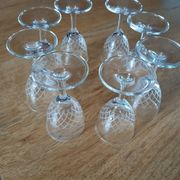 8 petits verres à liqueur vintages