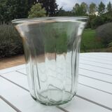 Vase en verre transparent