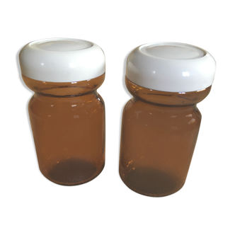 Duo of amber jars