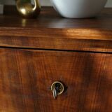 Low chest of drawers in 20th century walnut