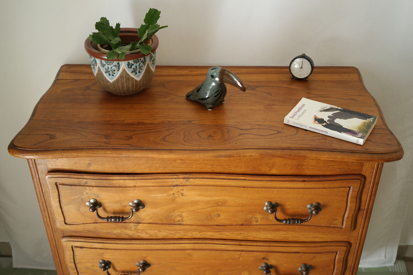 Commode campagnarde en chêne massif vintage