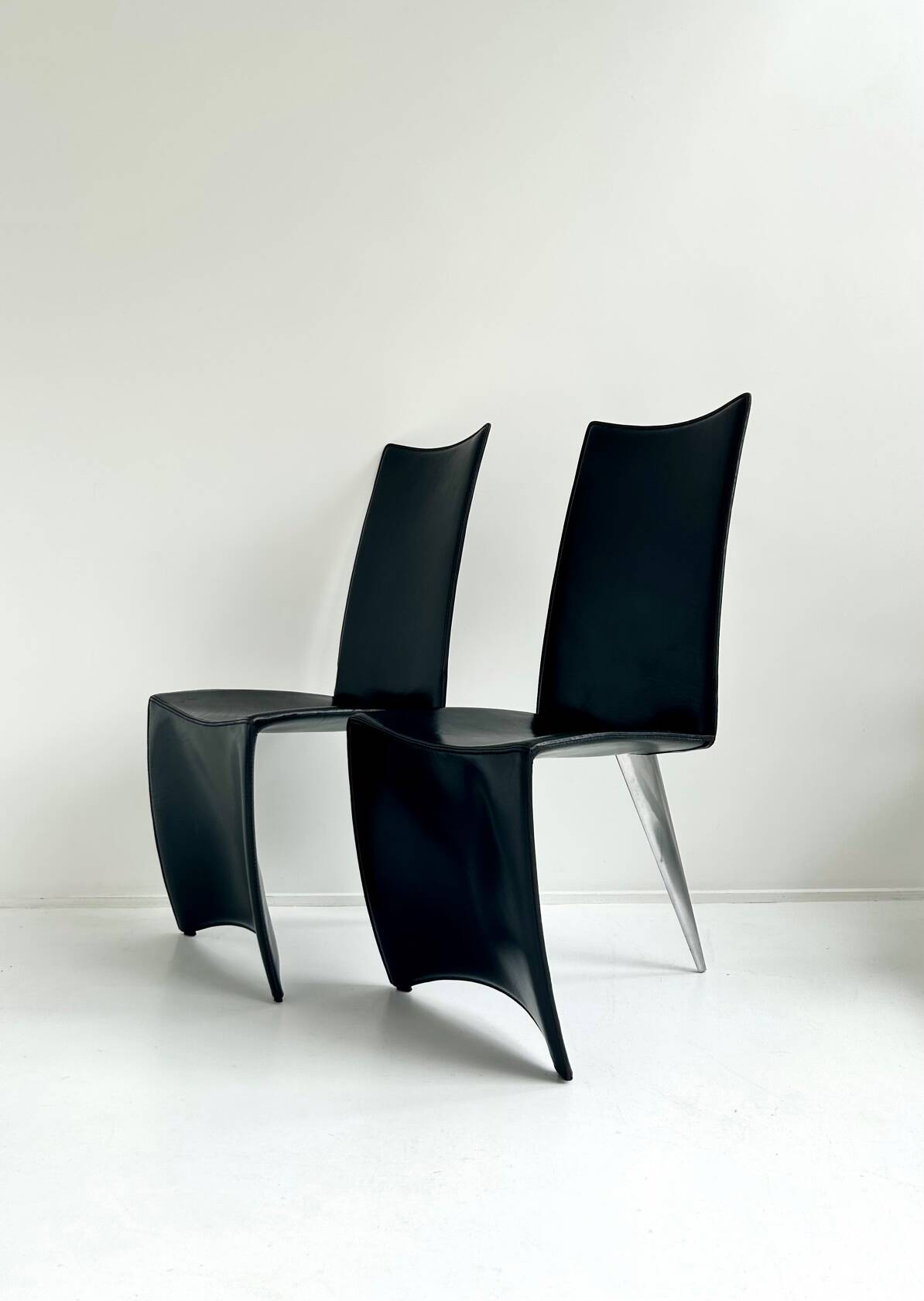 Paire de chaises " Ed Archer " Philippe Starck, Driade, 1980's
