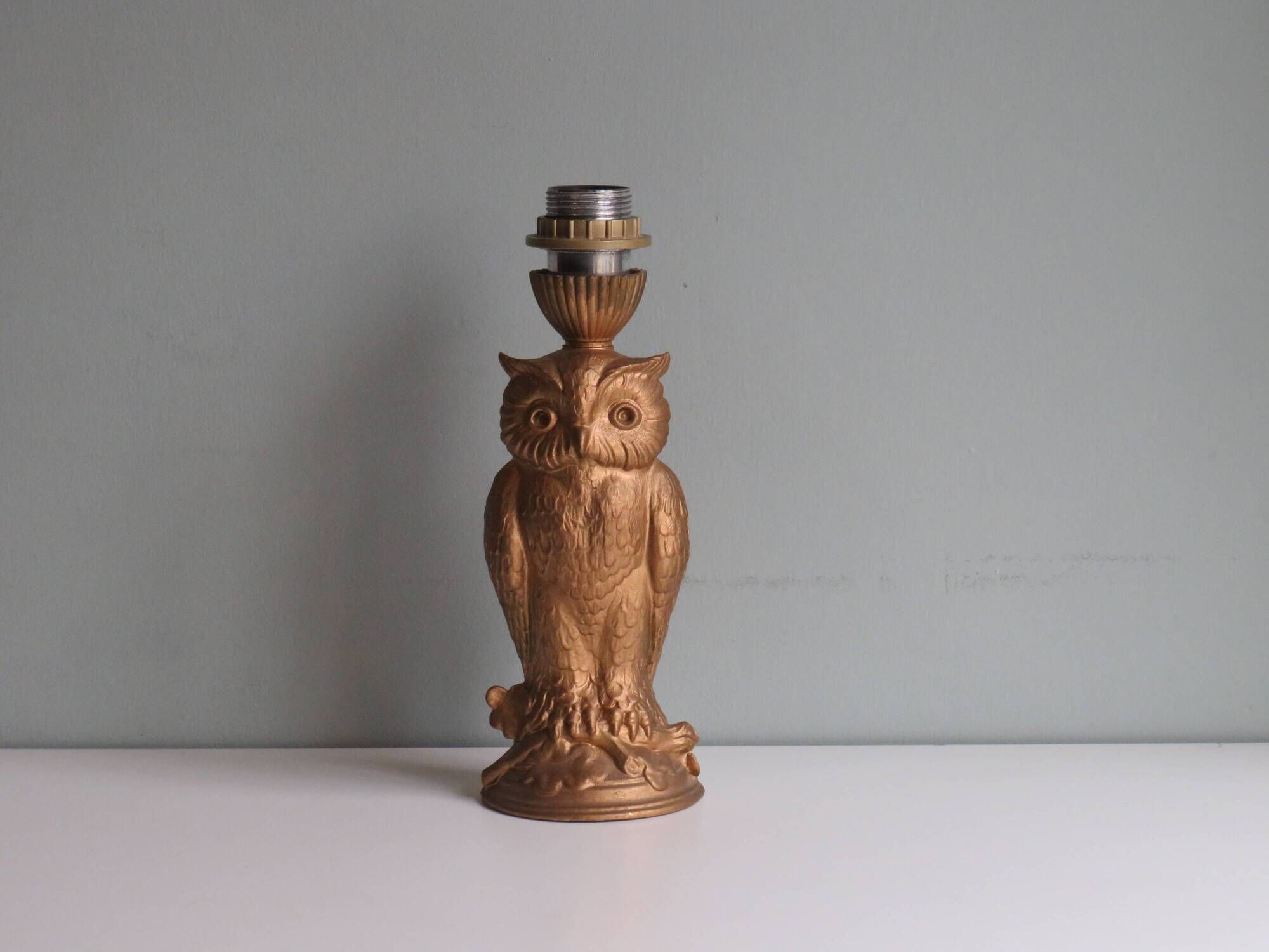 Vintage table lamp, nice golden metal 1970, Belgium