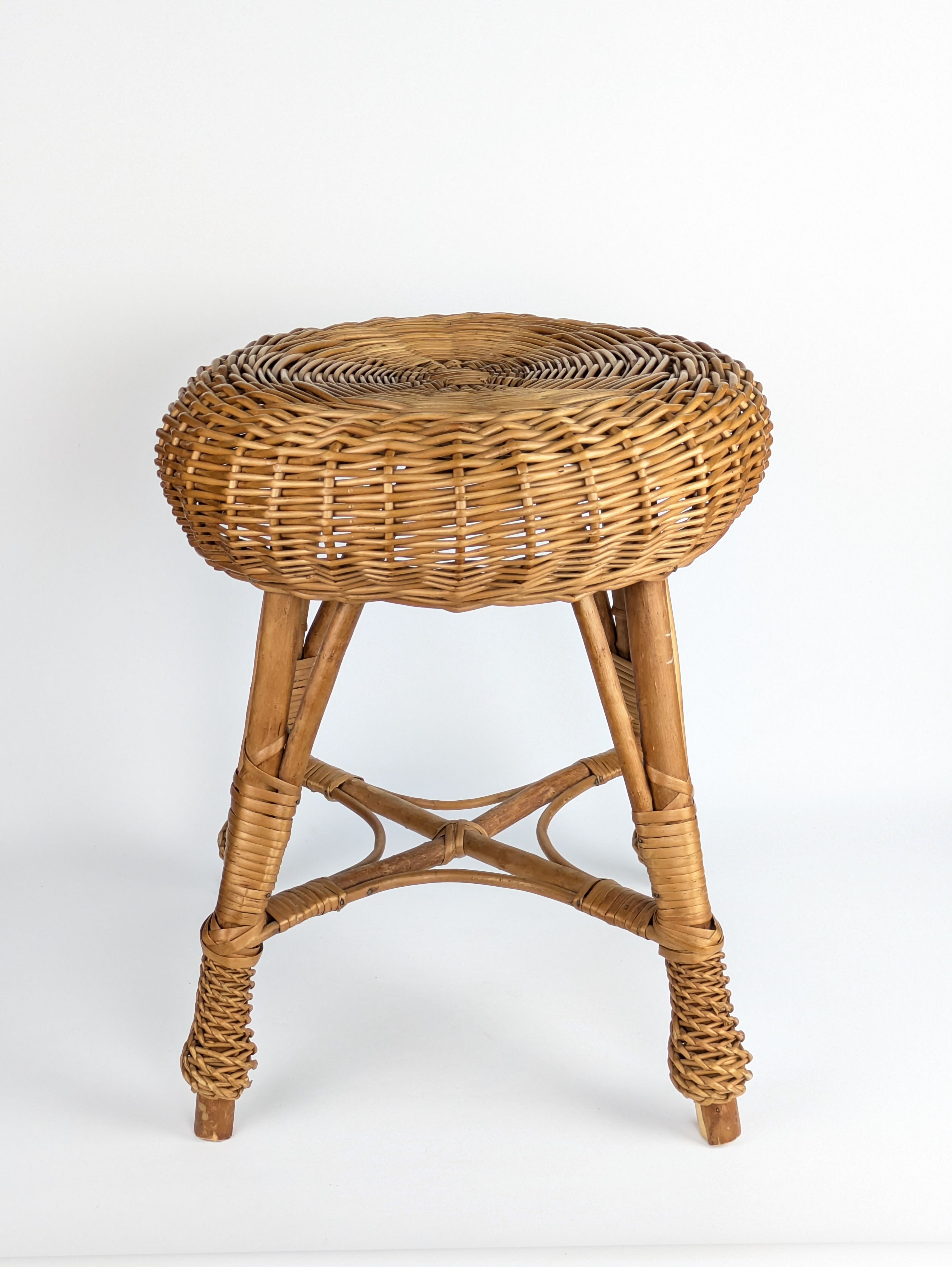 Vintage wicker stool, 1960
