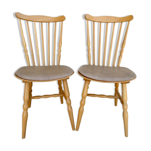 Paire de chaises Baumann, modèle