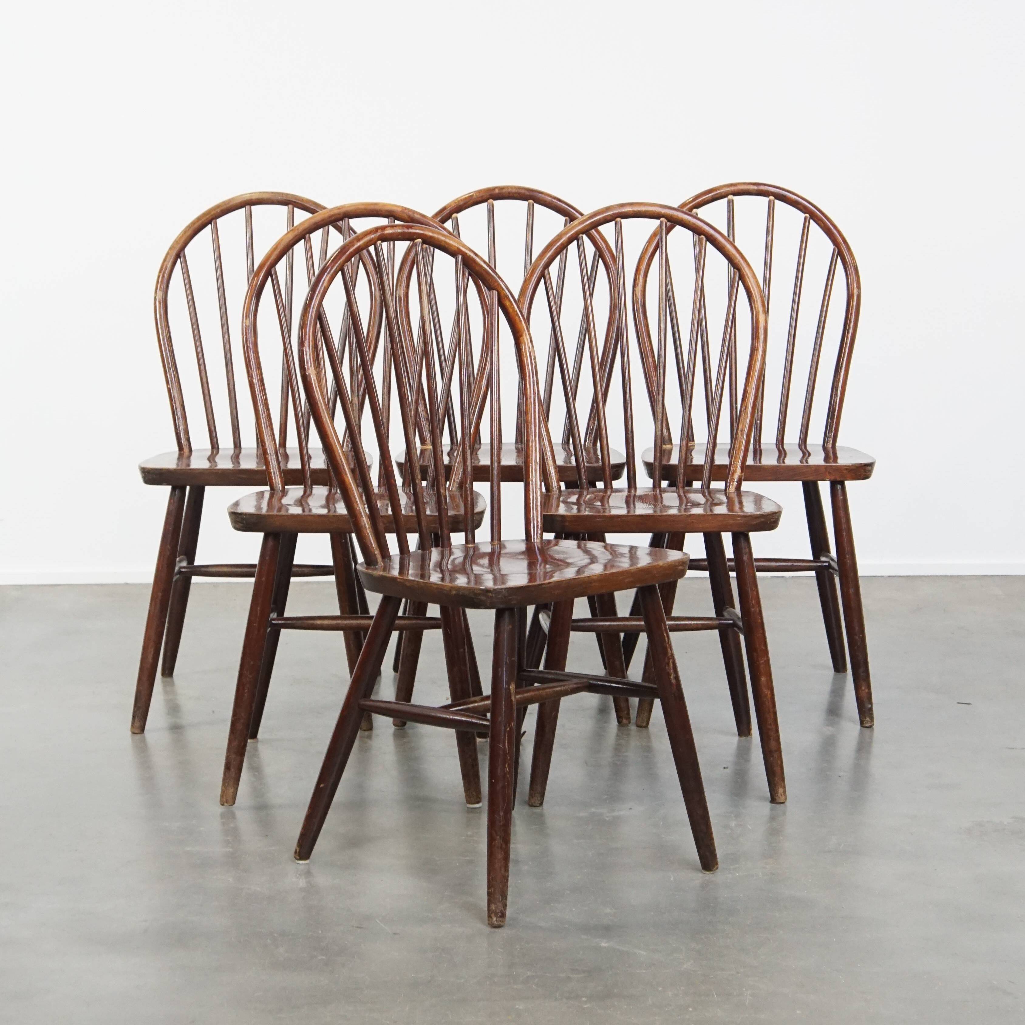 Set of 6 Vintage Wooden Windsor Spindle Chairs
