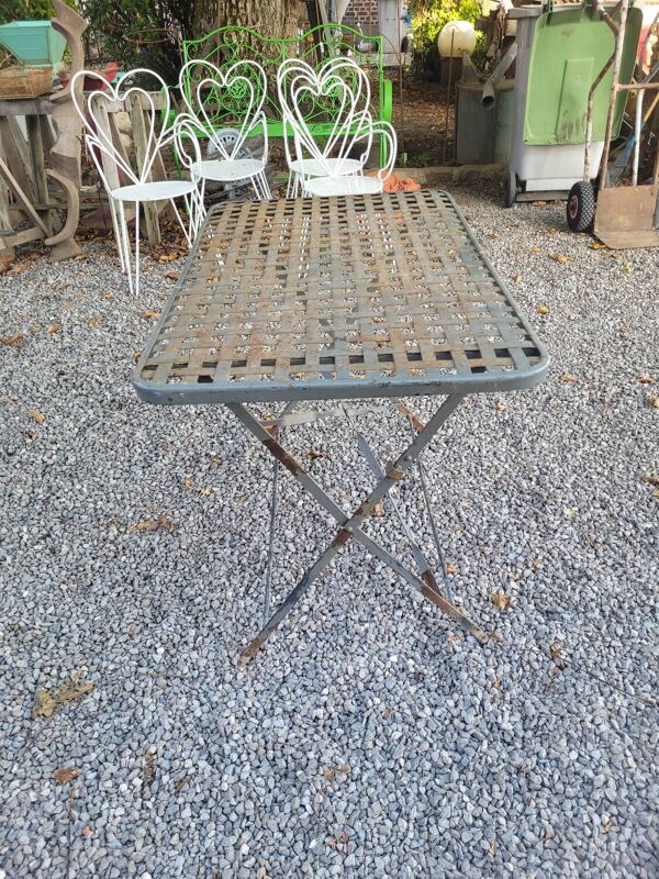 Ancienne table de jardin pliante