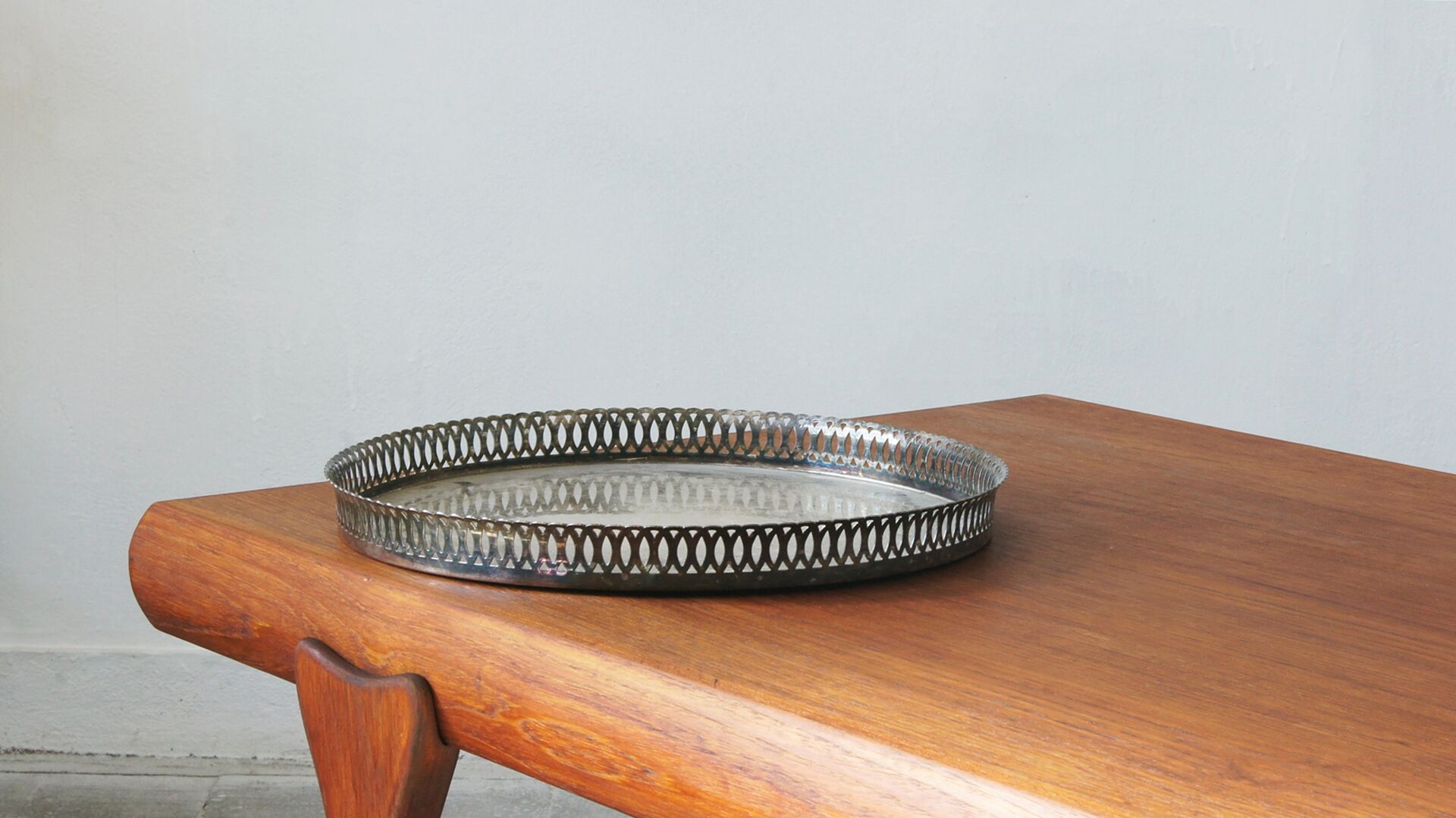 Plateau vintage suédois plaqué argent