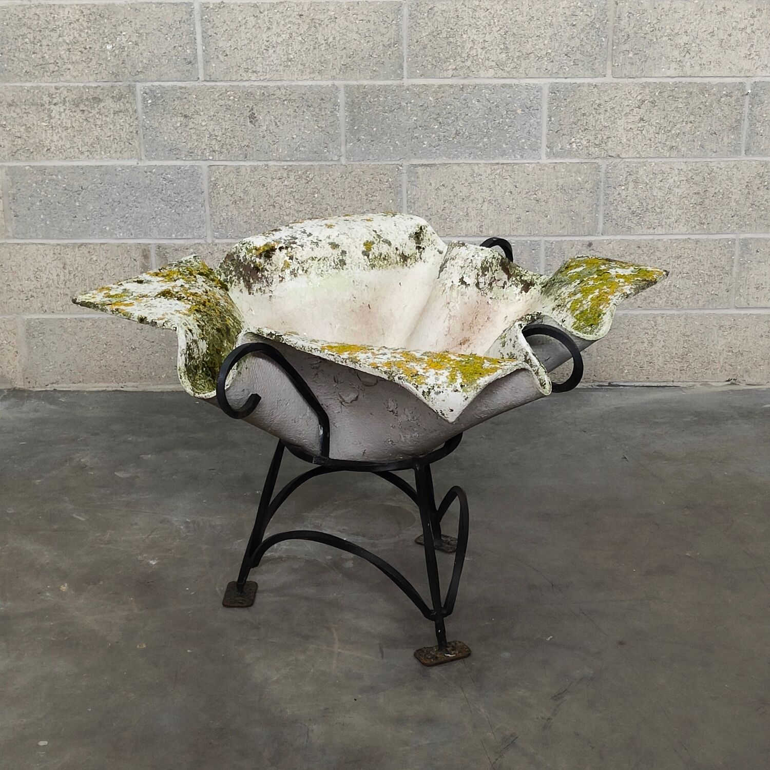 Elephant ear planter or Handkerchief, 1950 period by Willy Guhl