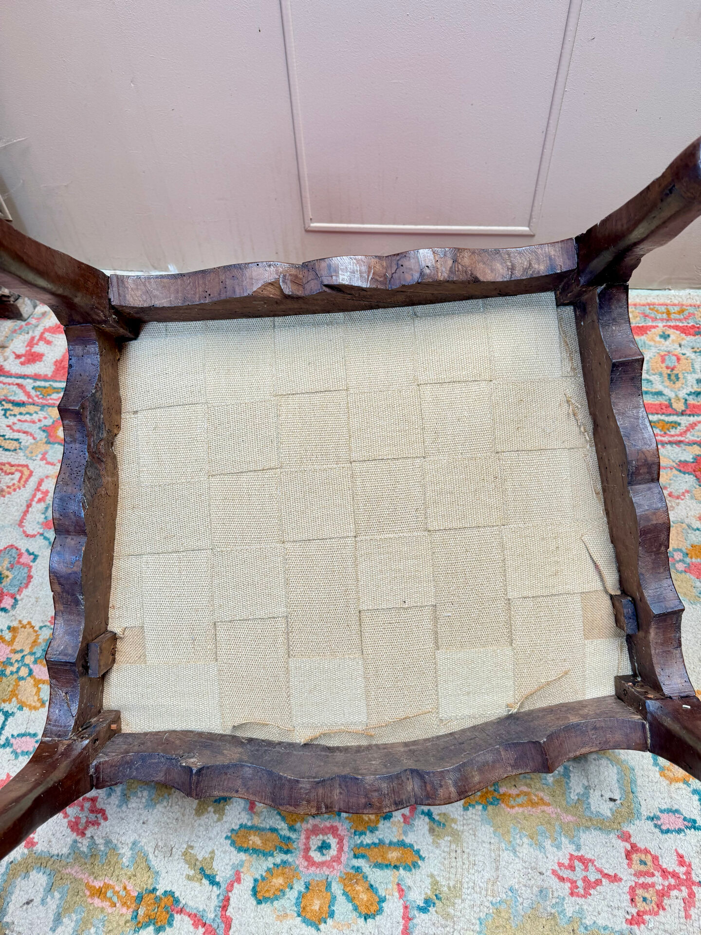 WALNUT ARMCHAIR FROM THE REGENCY PERIOD 18TH CENTURY