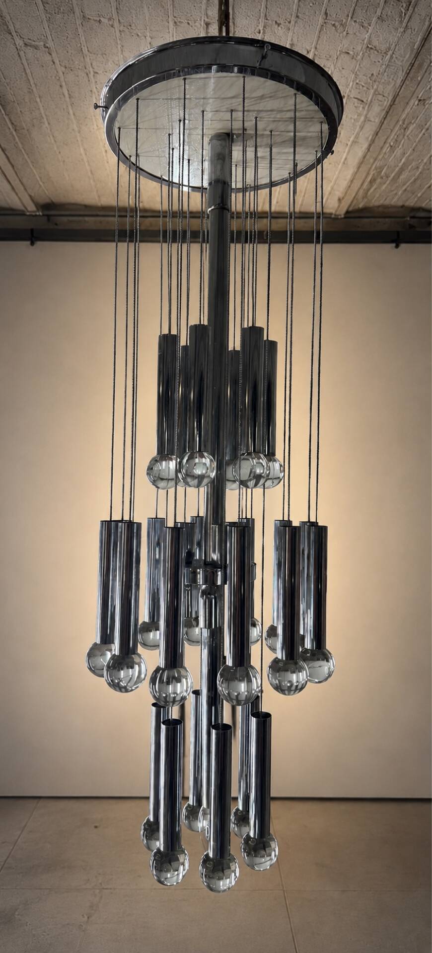 Lustre suspension / Gaetano Sciolari