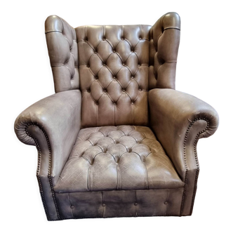 Fauteuil chesterfield en cuir