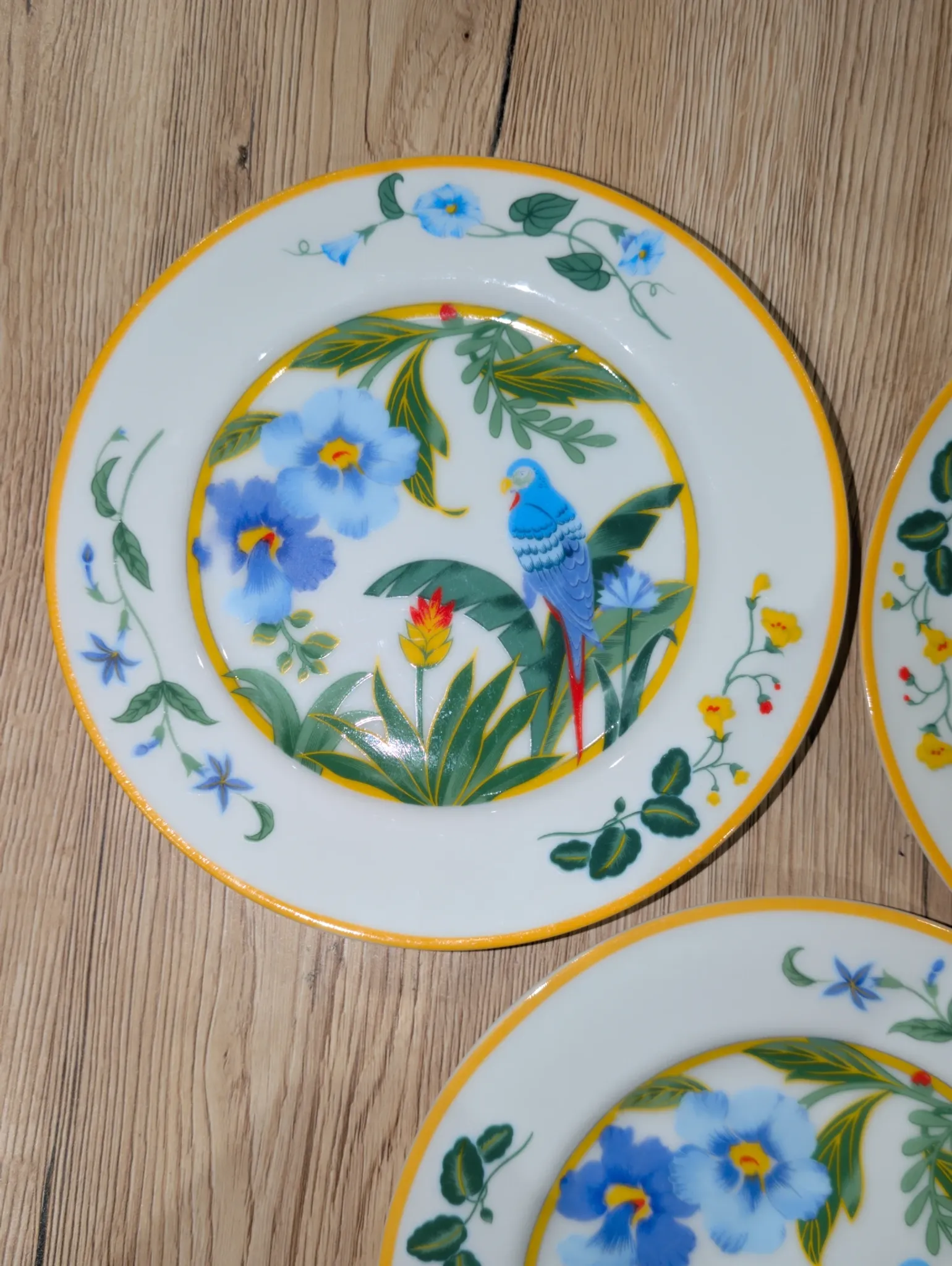 set of 3 dessert / sweet plates in white porcelain fi