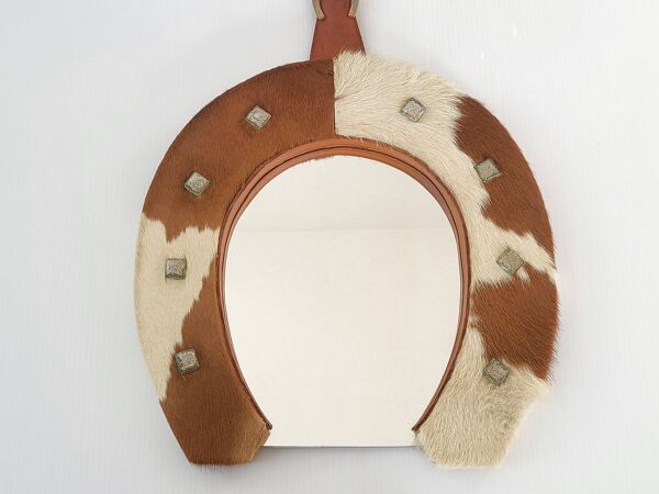 Miroir fer à cheval en peau de vache 1970 vintage