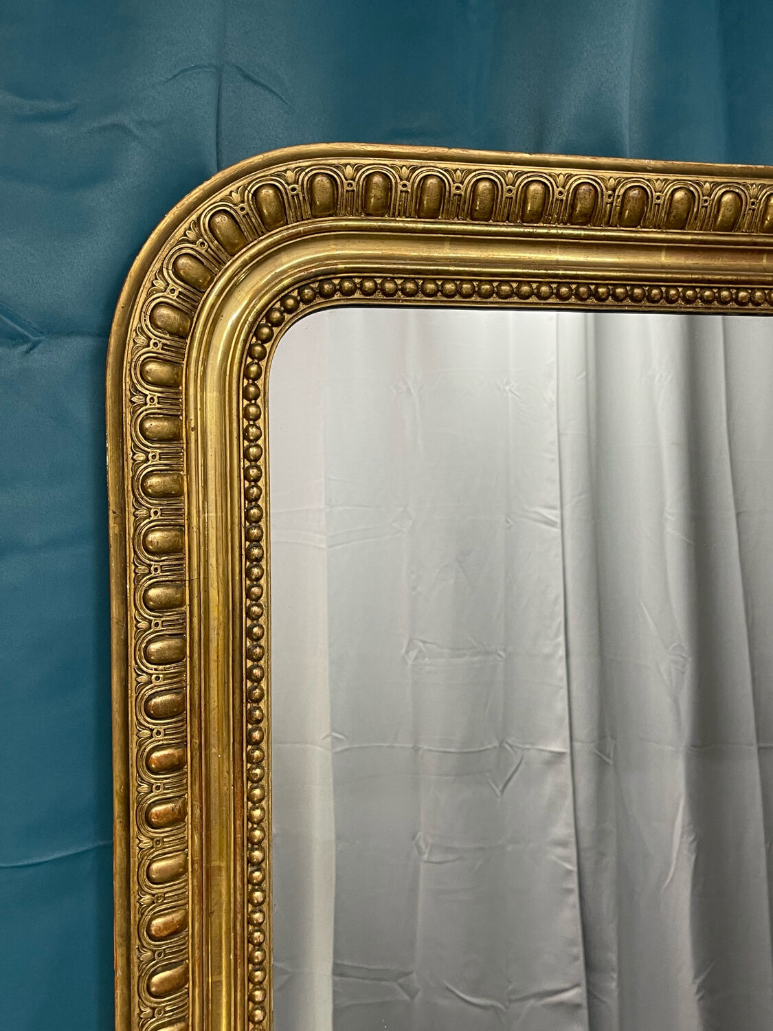 Late nineteenth mirror 146x106cm