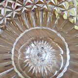 Chiseled glass compotier