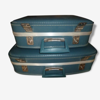 Lot 2 suitcases the vintage 1960 air hostess