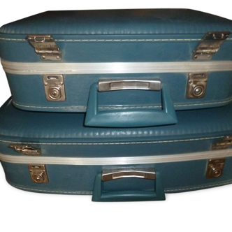 Lot 2 suitcases the vintage 1960 air hostess