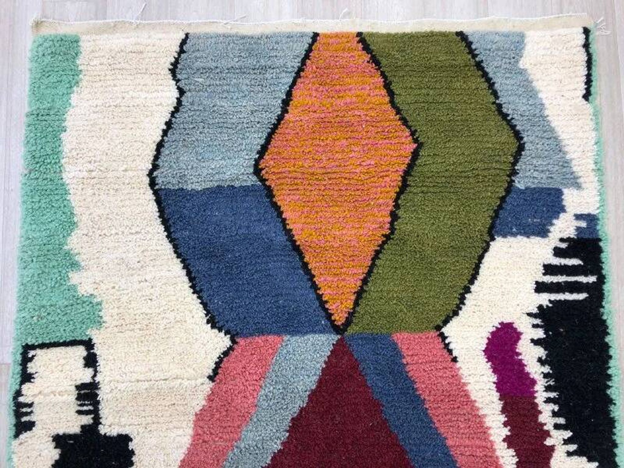 Handmade Berber rug, natural wool, 2.5x1.5 m