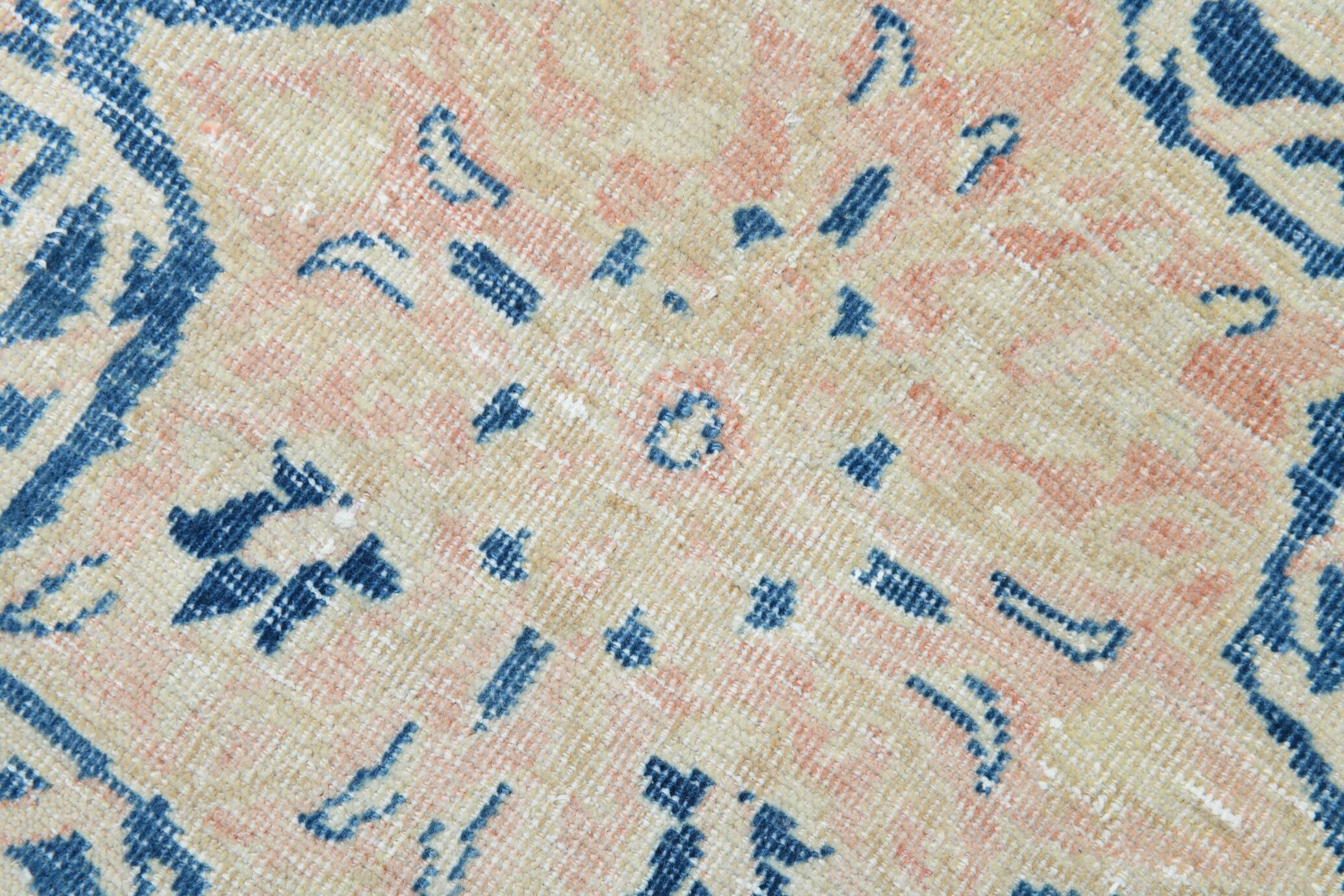 Tapis persan vintage beige et bleu à médaillon floral, 300x393 cm