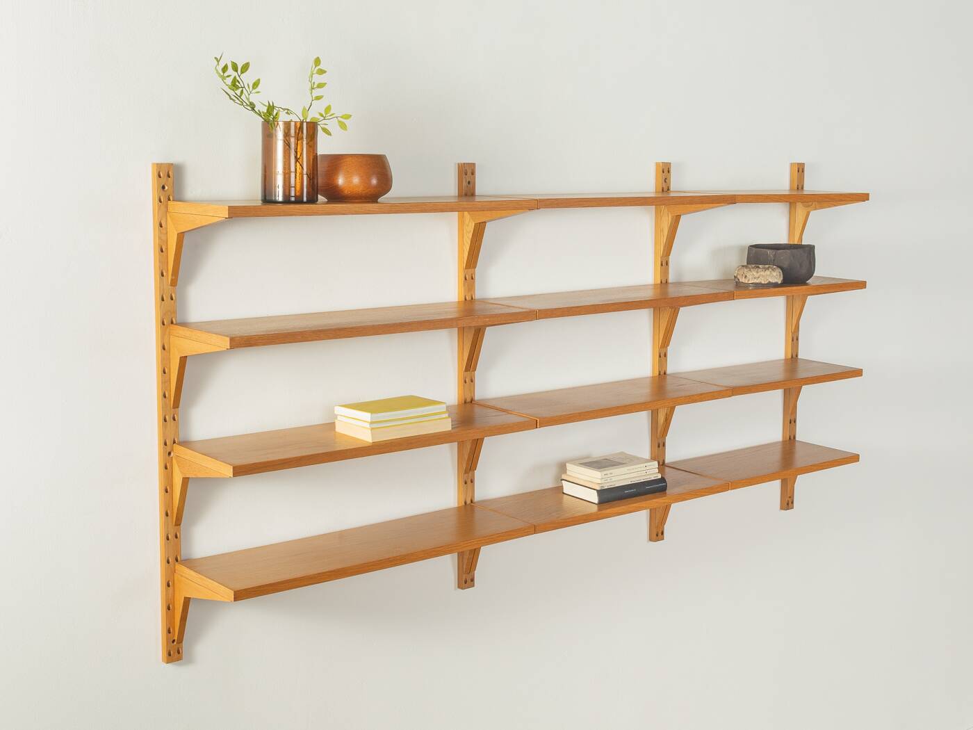 60s wall shelf