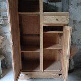 Asymmetrical wardrobe