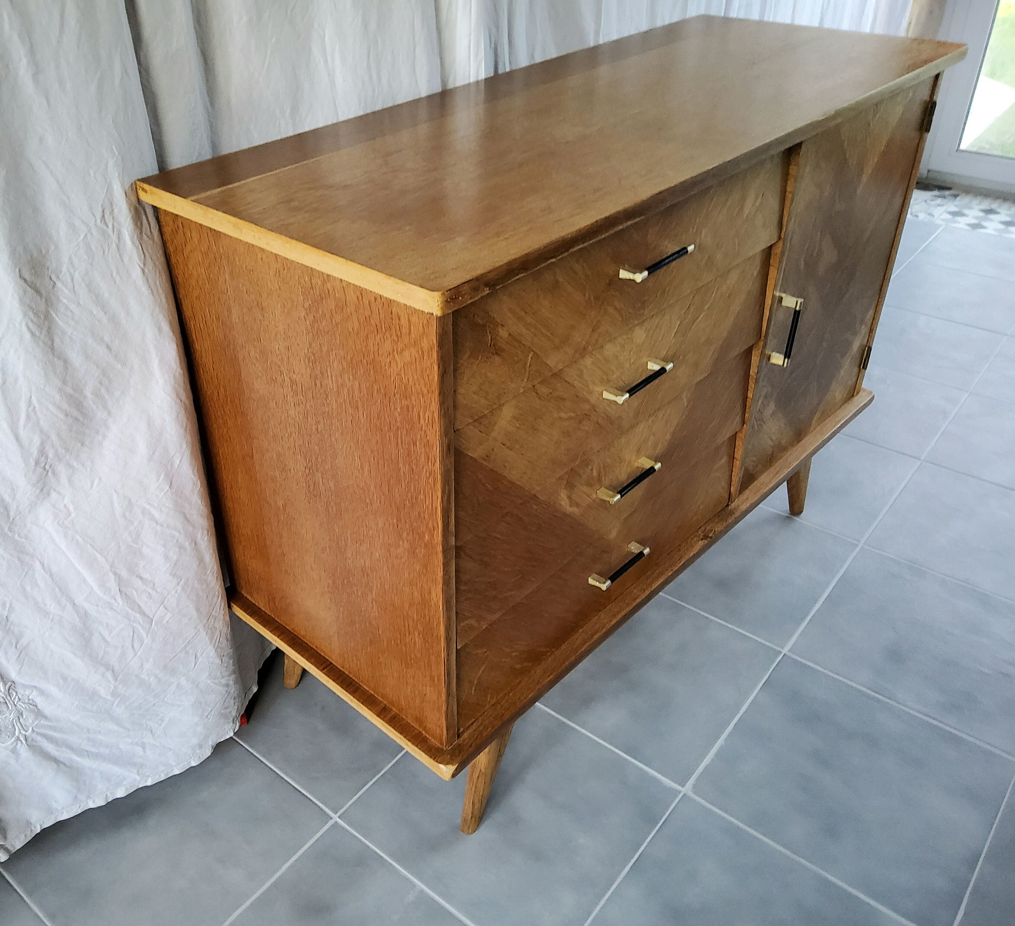 Buffet-enfilade 60s