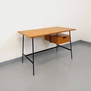 Pierre Paulin vintage modernist desk in oak wood and black metal