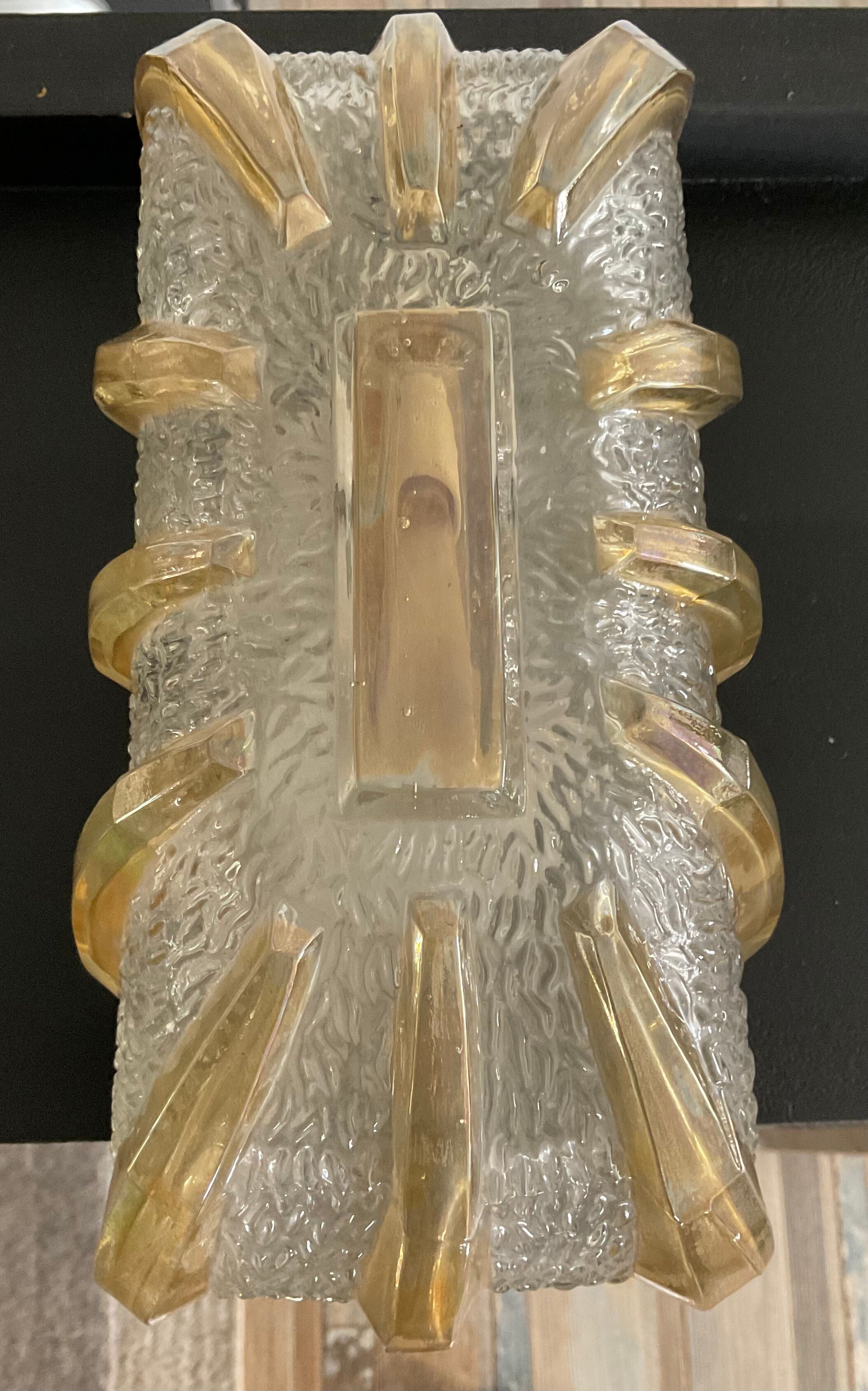 Vintage wall lamp in iridescent molded glass 70s