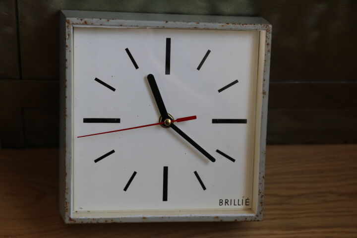 Wall clock by Brillie