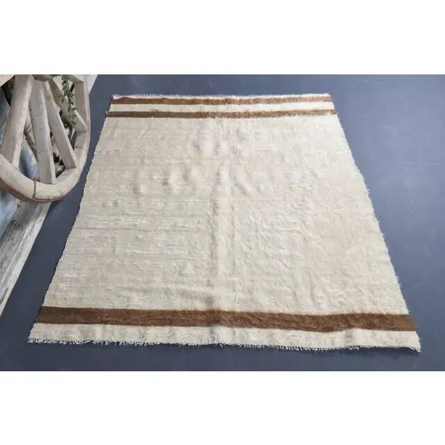 Vintage Turkish Hand-Knotted Wool Cotton Beige Kilim Area Rug 131x168