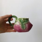 Slip milk jug