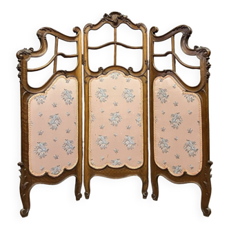 Louis XV Rocaille style 3-leaf screen in walnut circa 1850