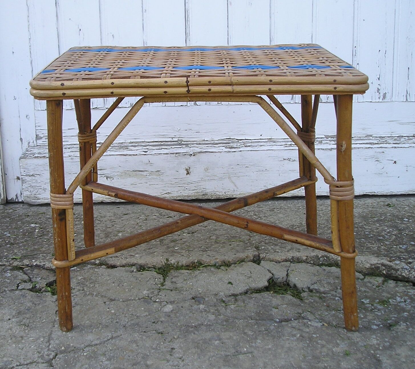 Rattan wicker sofa tip table