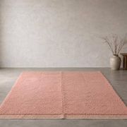 Handmade Berber rug with pink patterns, size 1.5/2.5 m.