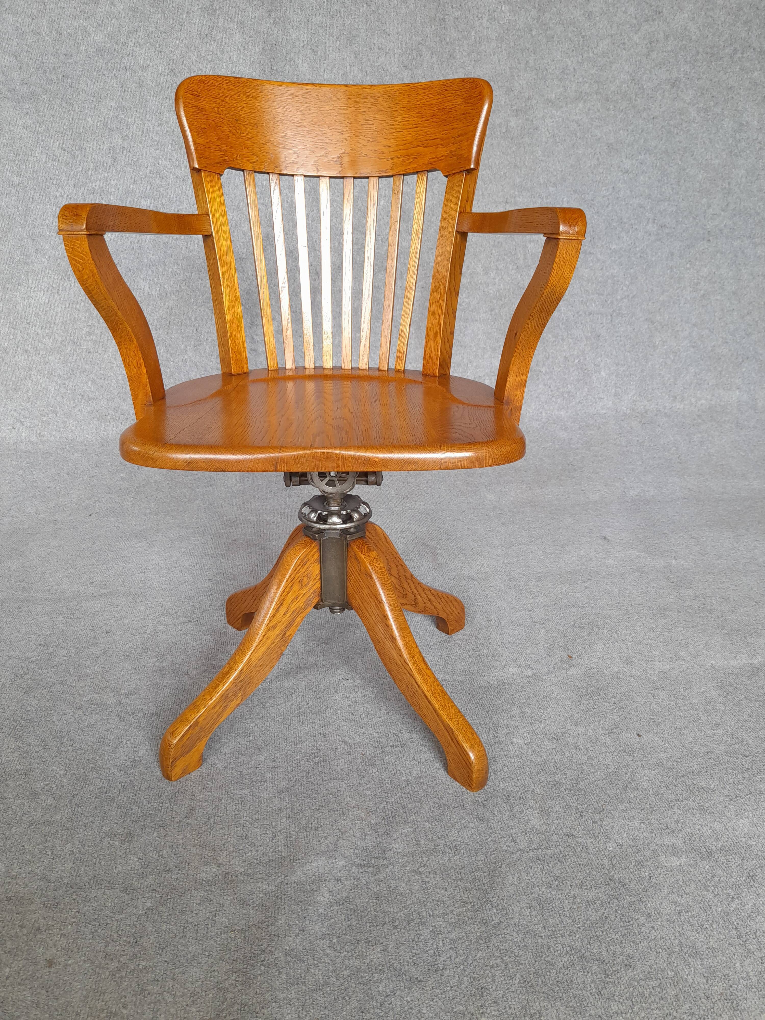 1940 american rotating desk chair