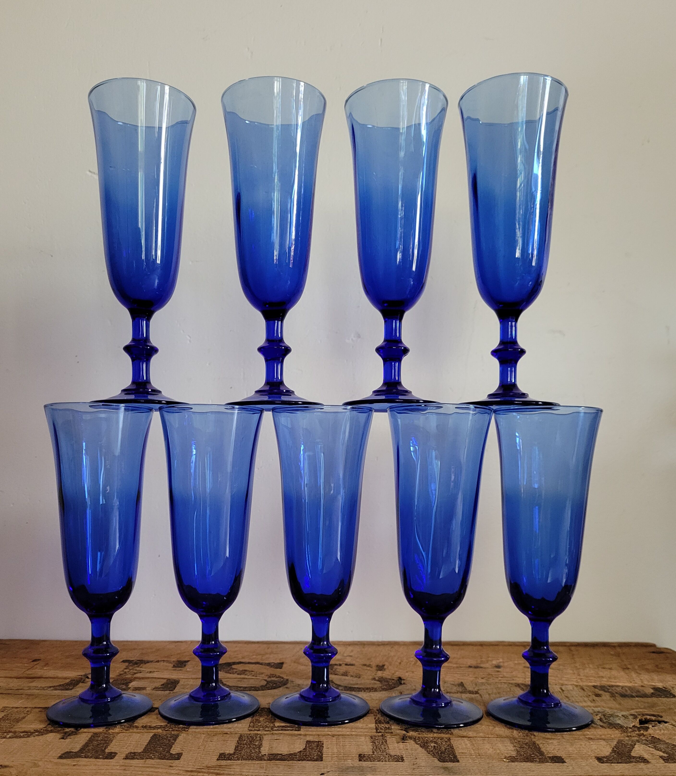 Set of 9 blue Luminarc Champagne flutes