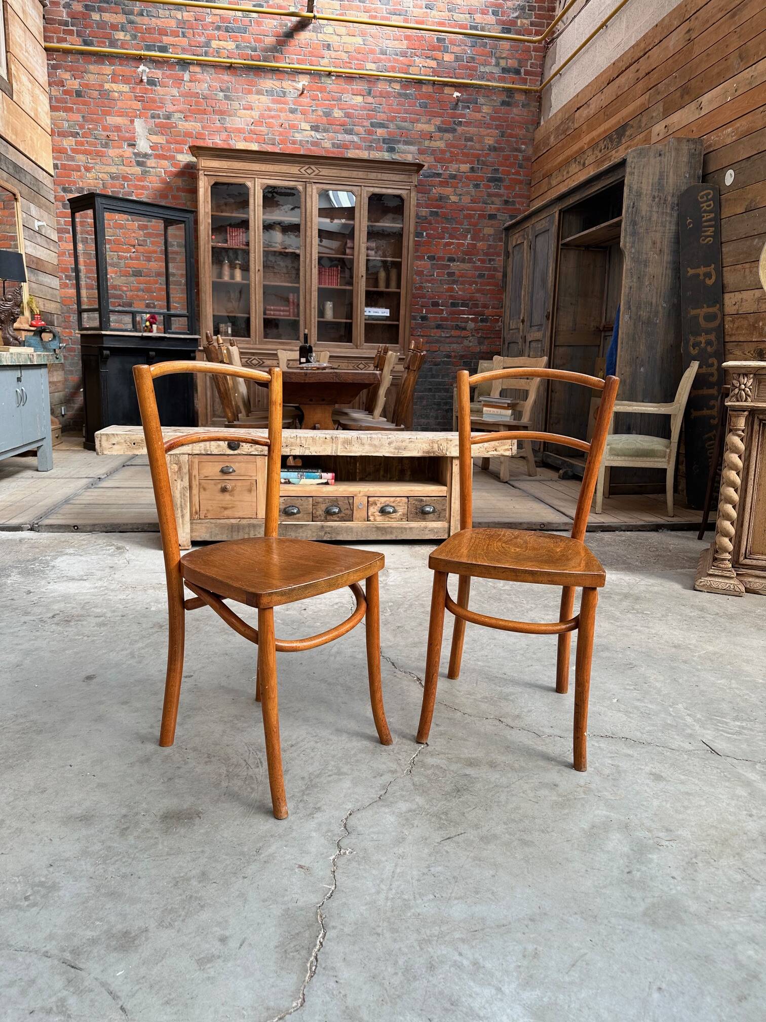 Paire de chaises bistrot