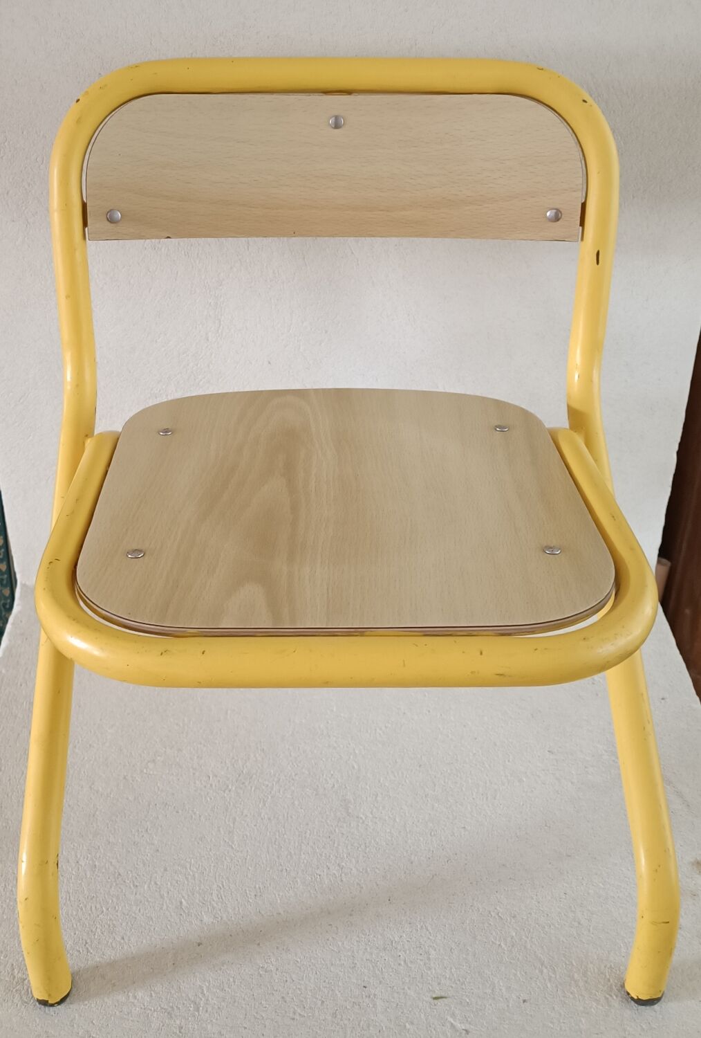Chaise vintage pour enfant