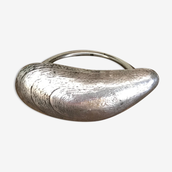 Towel round "mold" silver metal
