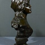Bronze “Capture”, signed E.Villanis – Late 19th century