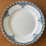 6 assiettes à dessert anciennes en faïence de Saint-Amand (Nord)