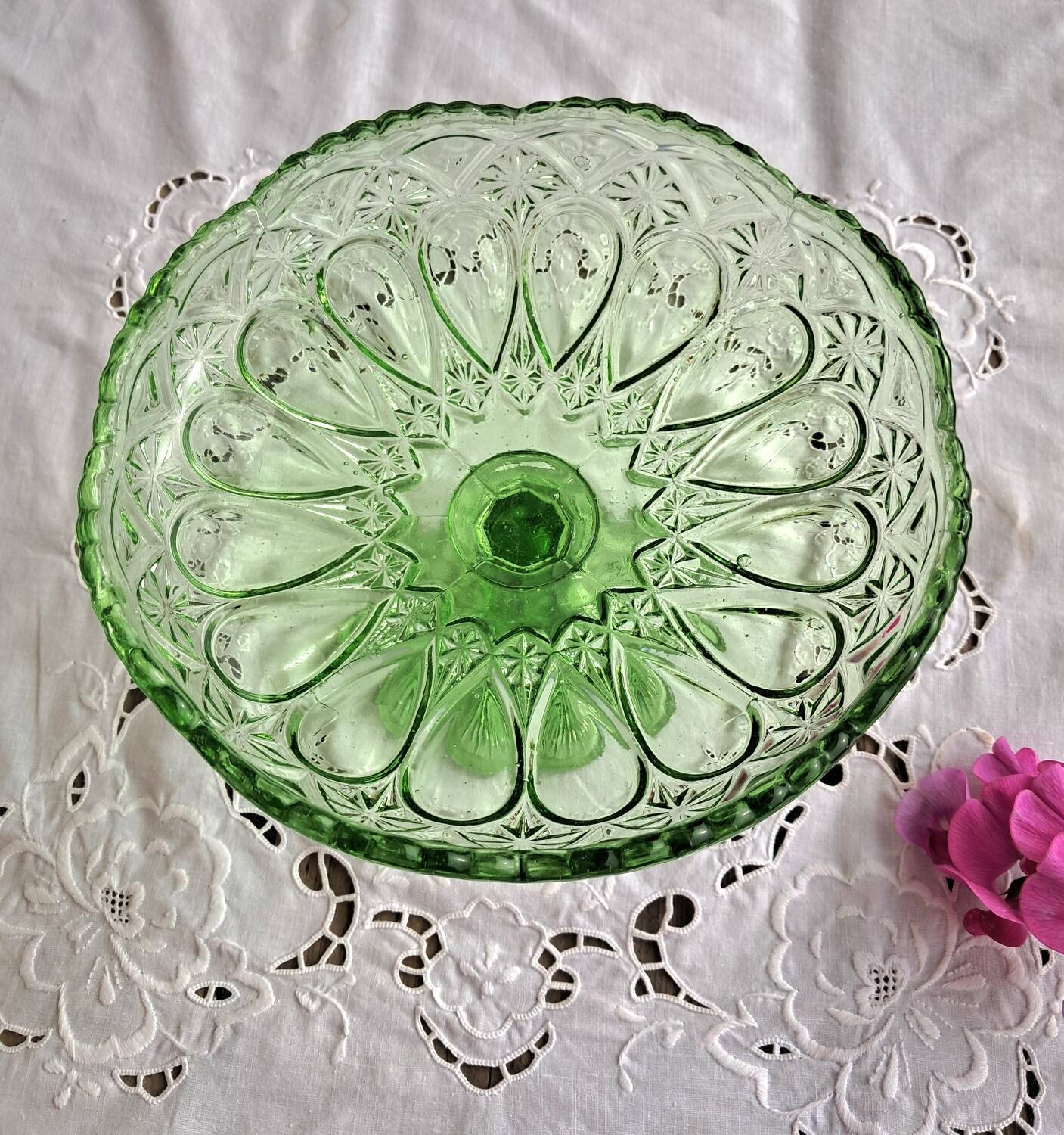 Green glass fruit bowl