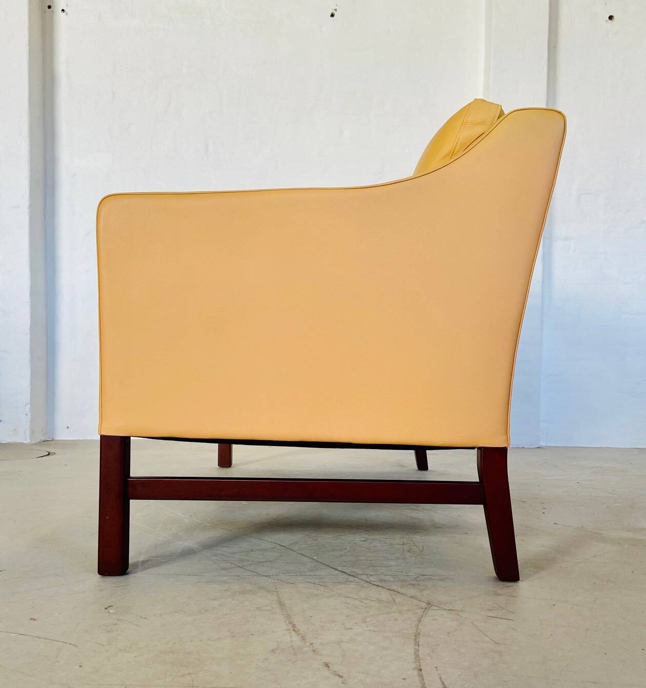 VINTAGE DANISH RETRO SKIPPER 2 PERSON SOFA IN BUTTERMILK LEATHER