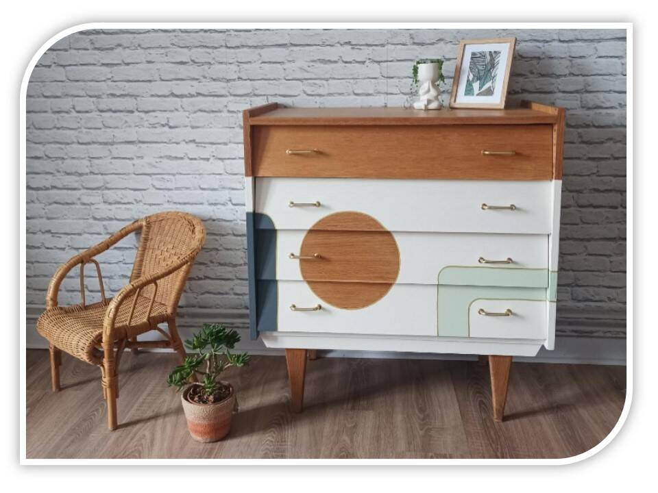 Commode vintage