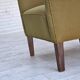 Années 1960, paire de fauteuils danois, laine d'ameublement verte, pieds en frêne.