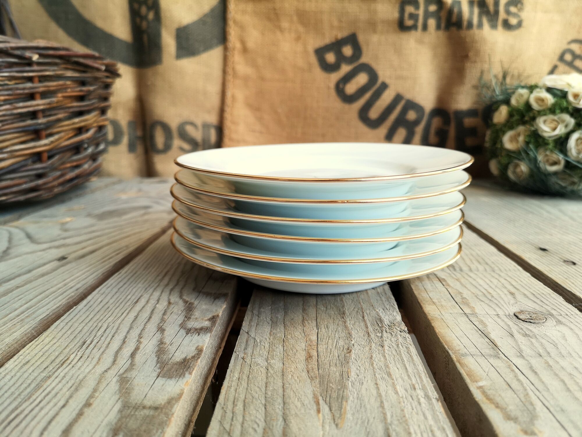 6 small plates signed Limoges France with nenuphar decor and golden border