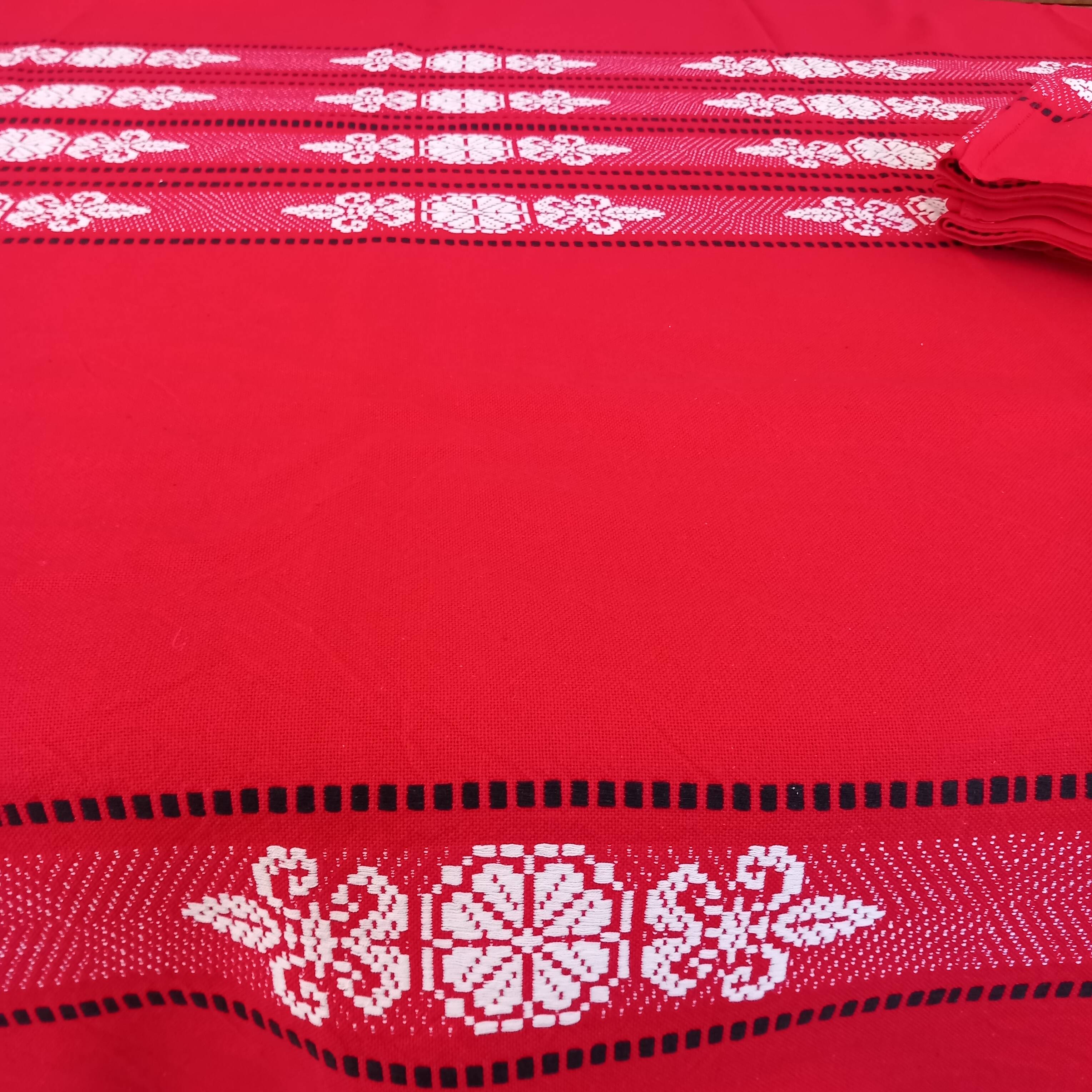 Grande nappe basque et 6 serviettes