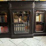 Buffet with display cabinet