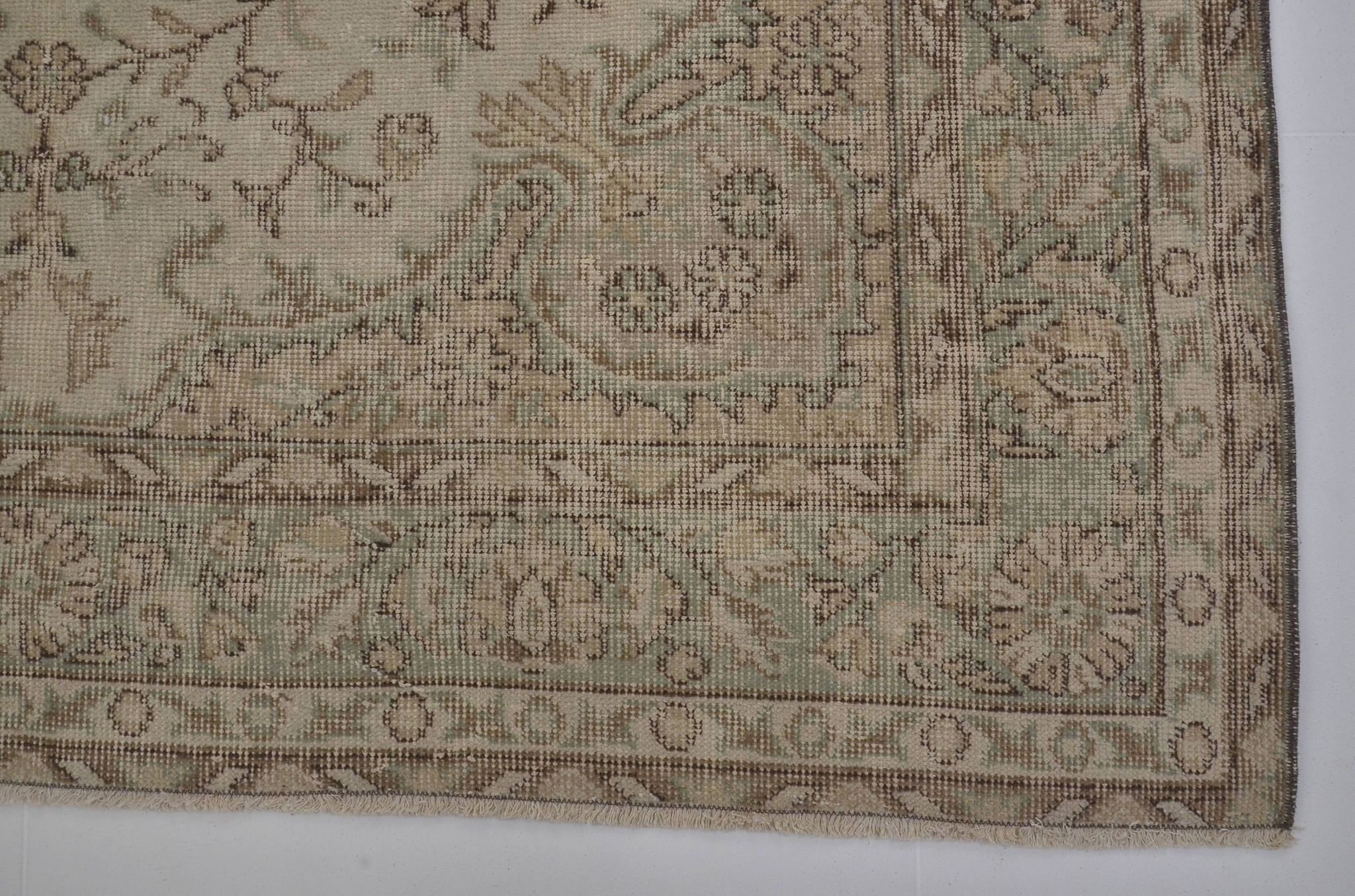 Tapis Oushak anatolien kurde sku 2227